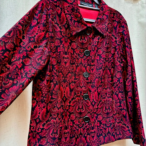 Briggs New York Tops - Rich Red and Black Top